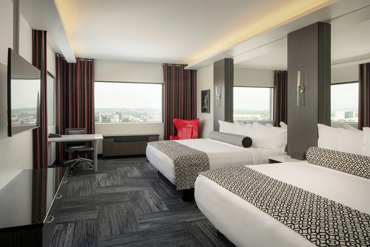 Room 32 of 92