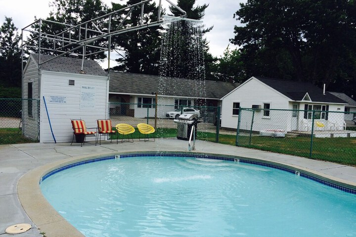 Pool 4 of 26