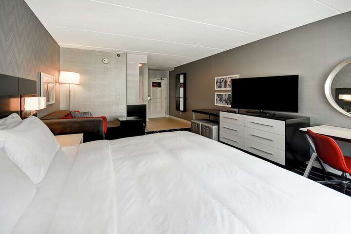 Room 58 of 102