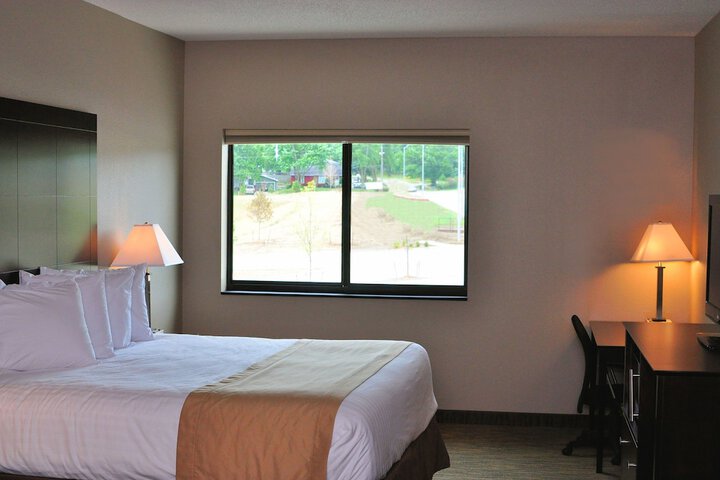 Room 32 of 52