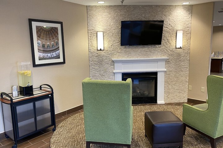 Comfort Inn DeKalb - University Area