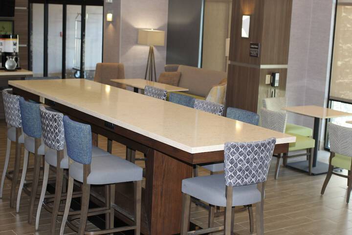 Hampton Inn & Suites by Hilton Portland Corpus Christi