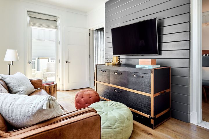 Lido House Autograph Collection