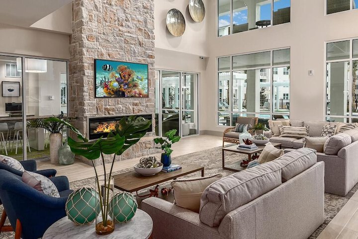 Landing Furnished Apartments near Lake Apopka
