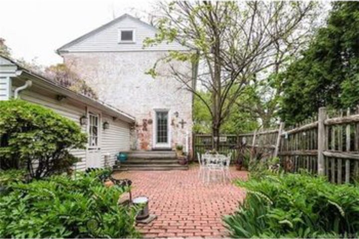 Chester Bulkley House Bed & Breakfast