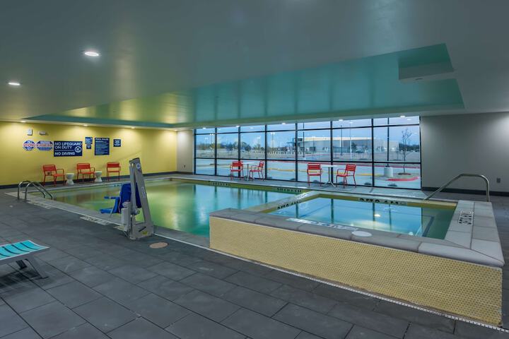 Pool 13 of 76