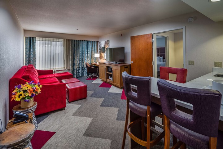 Room 18 of 60
