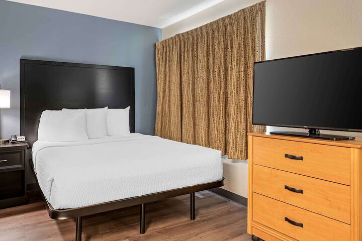 Room 18 of 24