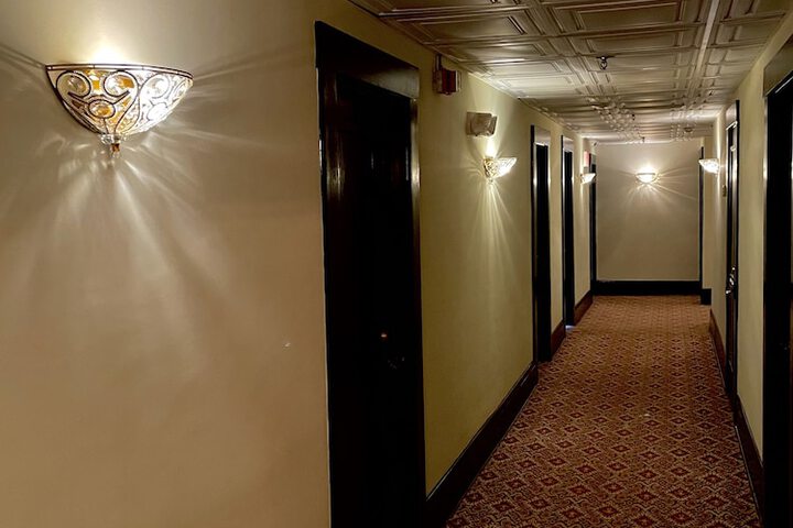 Ballroom/Hall 101 of 104