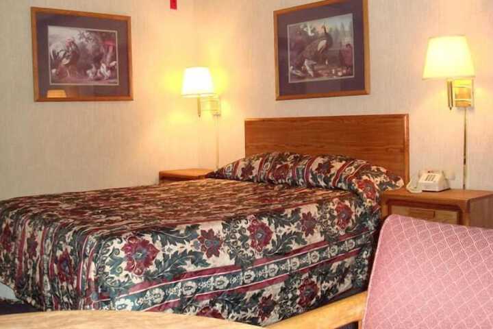 Room 12 of 20