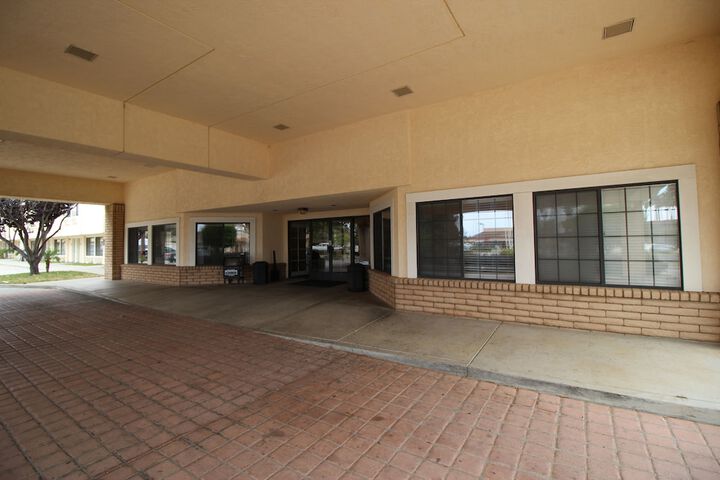 Hotel 3 of 34