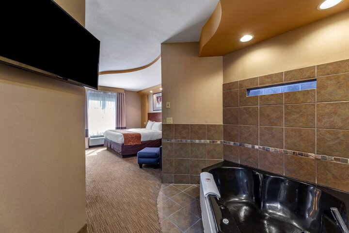 Room 25 of 62