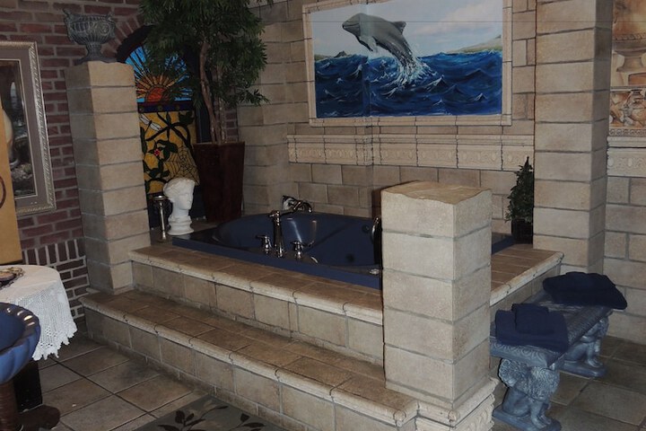 Hot Tub 57 of 65