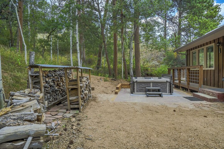 Adventure Cabin