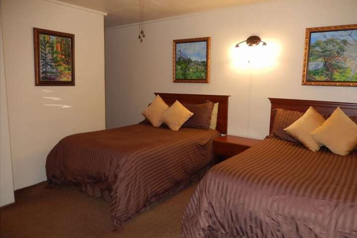 Room 3 of 6