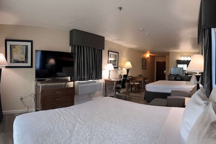 Room 11 of 26