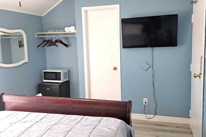 Room 35 of 78