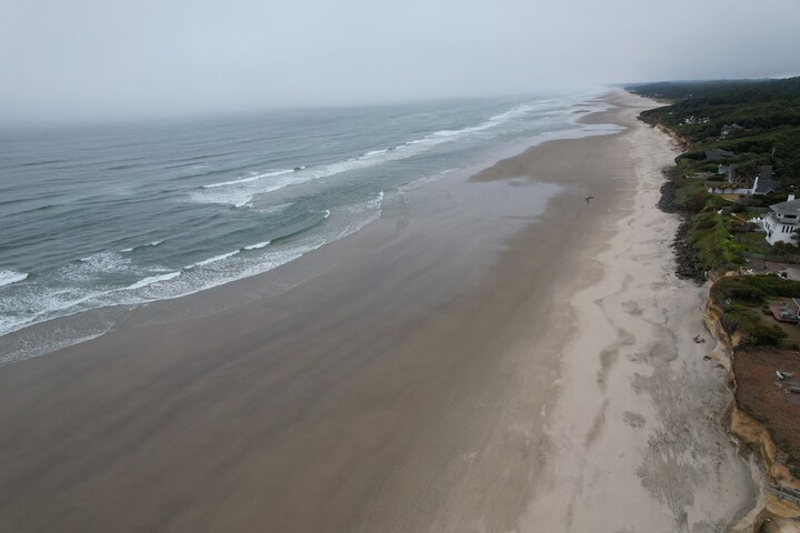 Tillicum Beach Motel (Deanes Oceanfront Lodge)