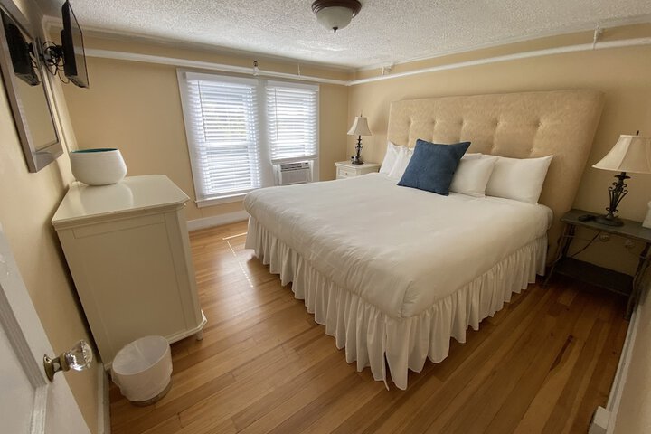 The Kennebunk Inn
