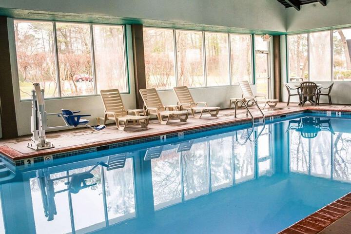 Pool 6 of 33