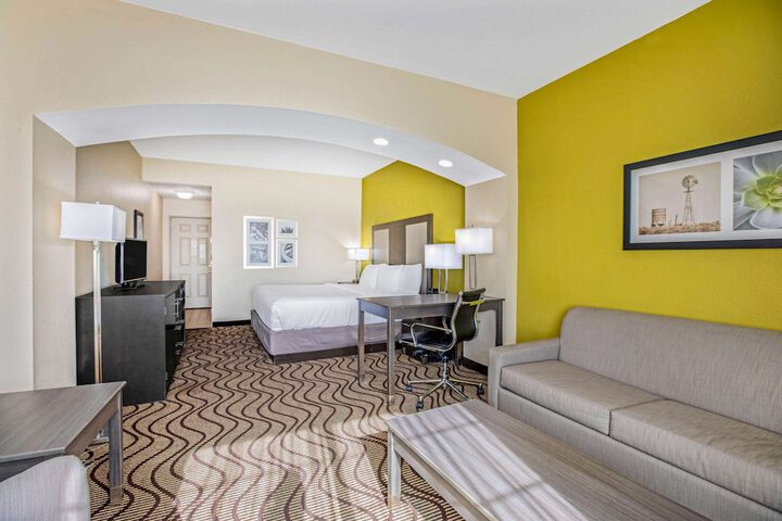 La Quinta Inn & Suites by Wyndham Corpus Christi Northwest