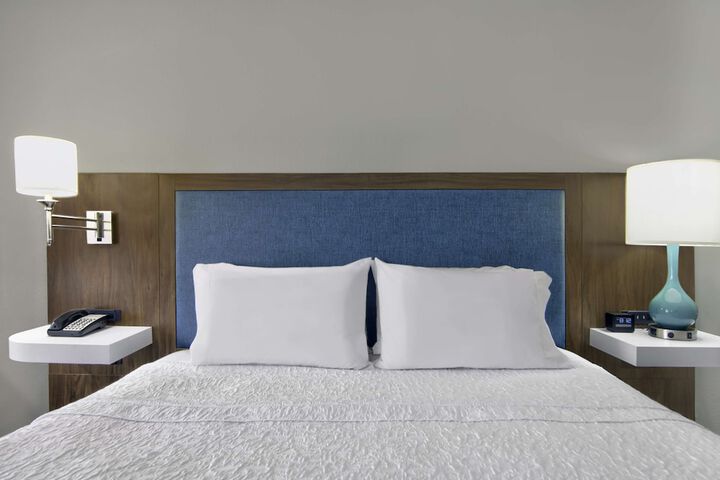 Room 21 of 49
