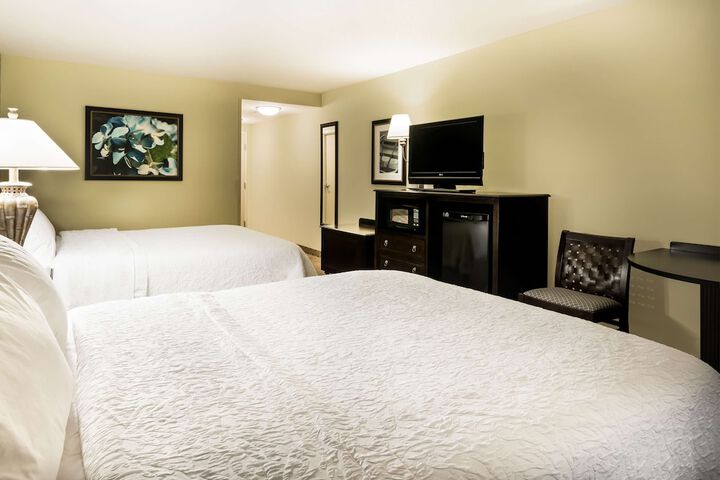 Room 21 of 33