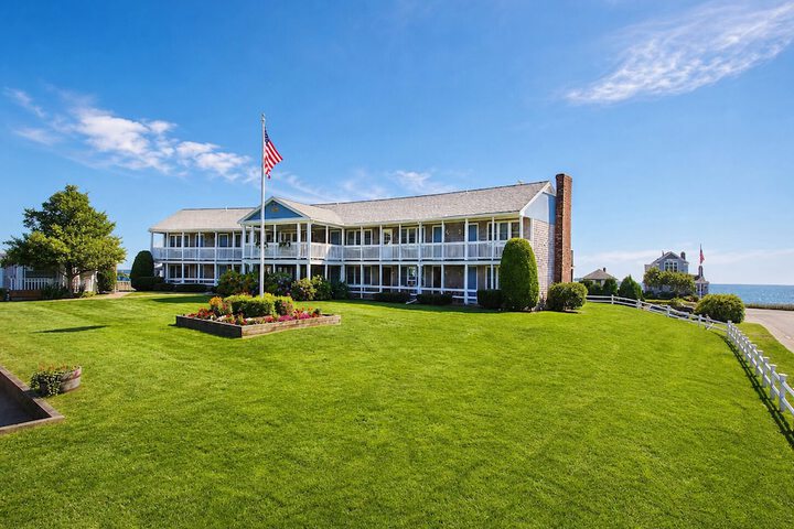 Colonial Acres Resort