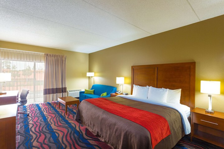 Baymont by Wyndham Bonita Springs Naples North