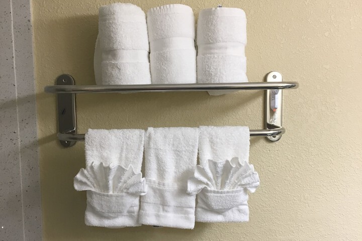 Room 33 of 51