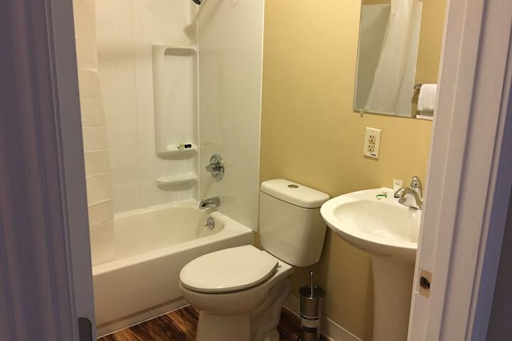 Room 14 of 21