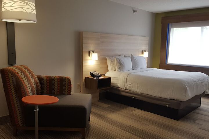 Room 19 of 55