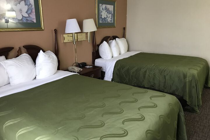 Room 44 of 66