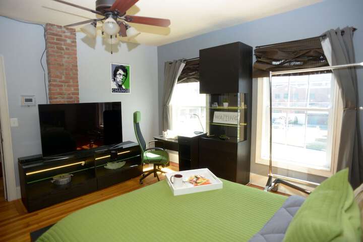 Room 9 of 73
