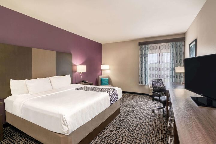 Room 40 of 54