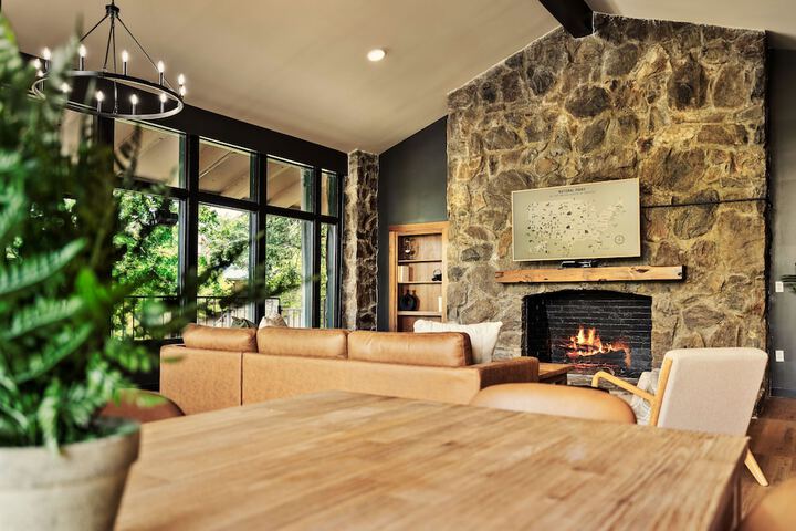 Tremont Lodge & Resort