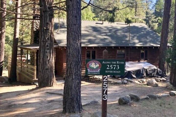 Yosemite Scenic Wonders Along the River