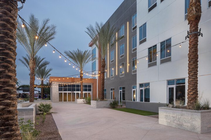 Hilton Garden Inn Chandler Downtown