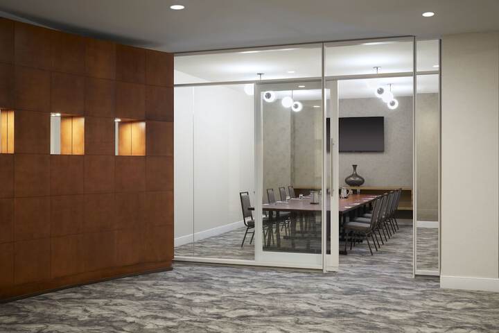 Delta Hotels by Marriott Ottawa City Centre