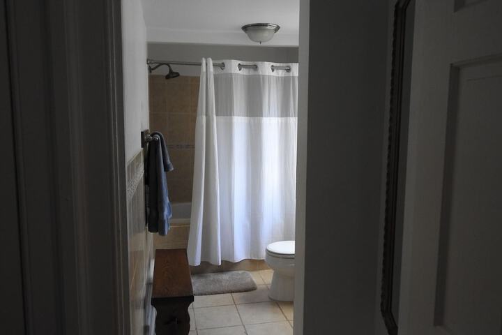 Room 11 of 29