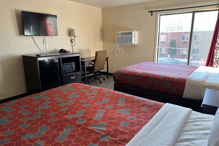 Room 14 of 35
