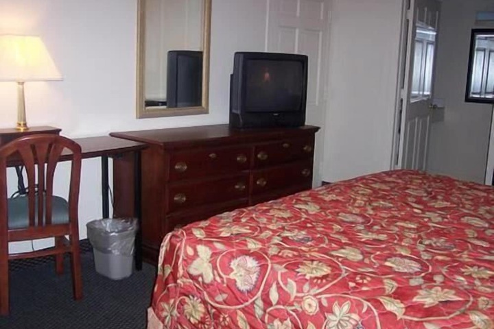 Room 20 of 23