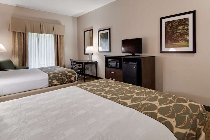 Room 17 of 25