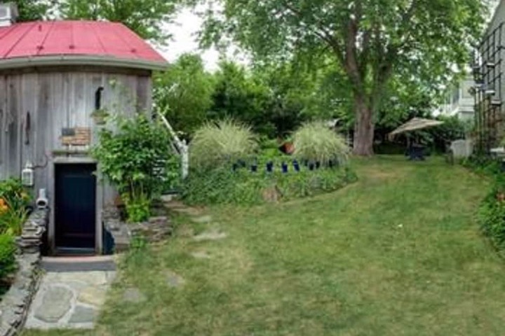 Property Grounds 24 of 26