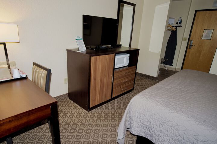 Room 20 of 32