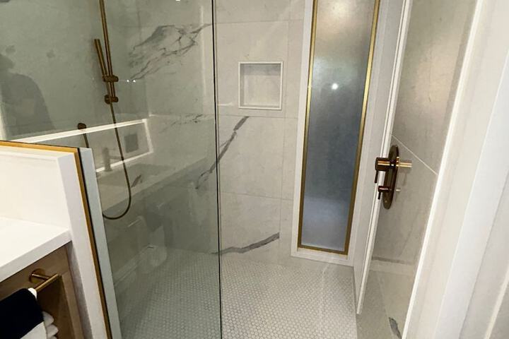 Room 17 of 110