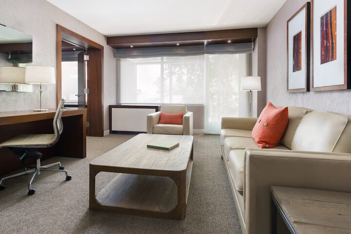 Room 11 of 43