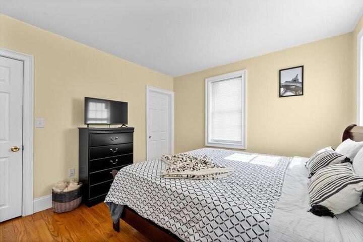 555-2 6BR Quincy - Spacious Apt near Boston - Perry Beach