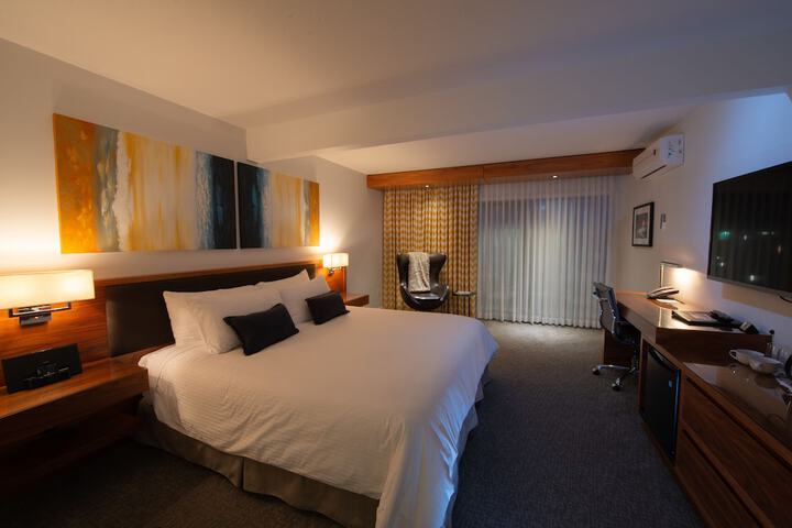 Room 44 of 84