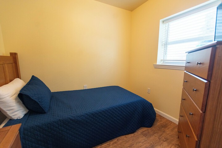 Room 38 of 76